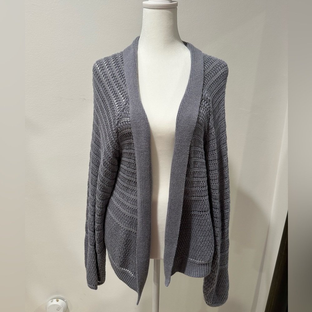 NWOT Lucky Brand jeans women’s sweater Gray size Medium